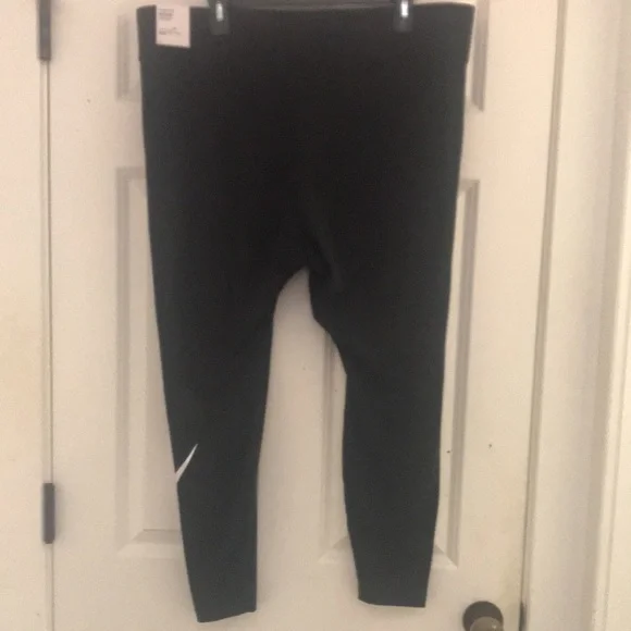 Nike Athletic/Athleisure/Training Leggings, 2X NWT! - Picture 4 of 7